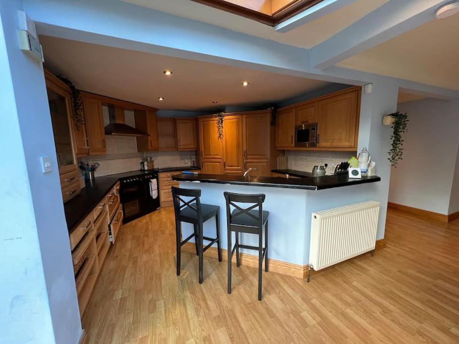 Waterside 3 Bed Cottage, Hot Tub, Sauna, Pvt Beach Arrochar Buitenkant foto