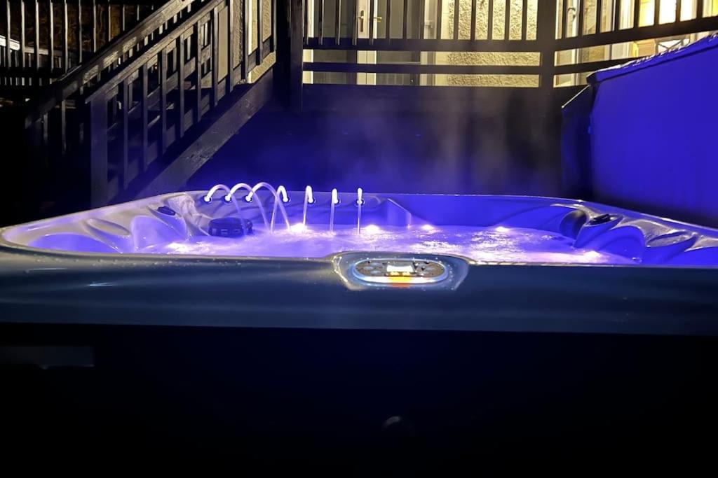 Waterside 3 Bed Cottage, Hot Tub, Sauna, Pvt Beach Arrochar Buitenkant foto
